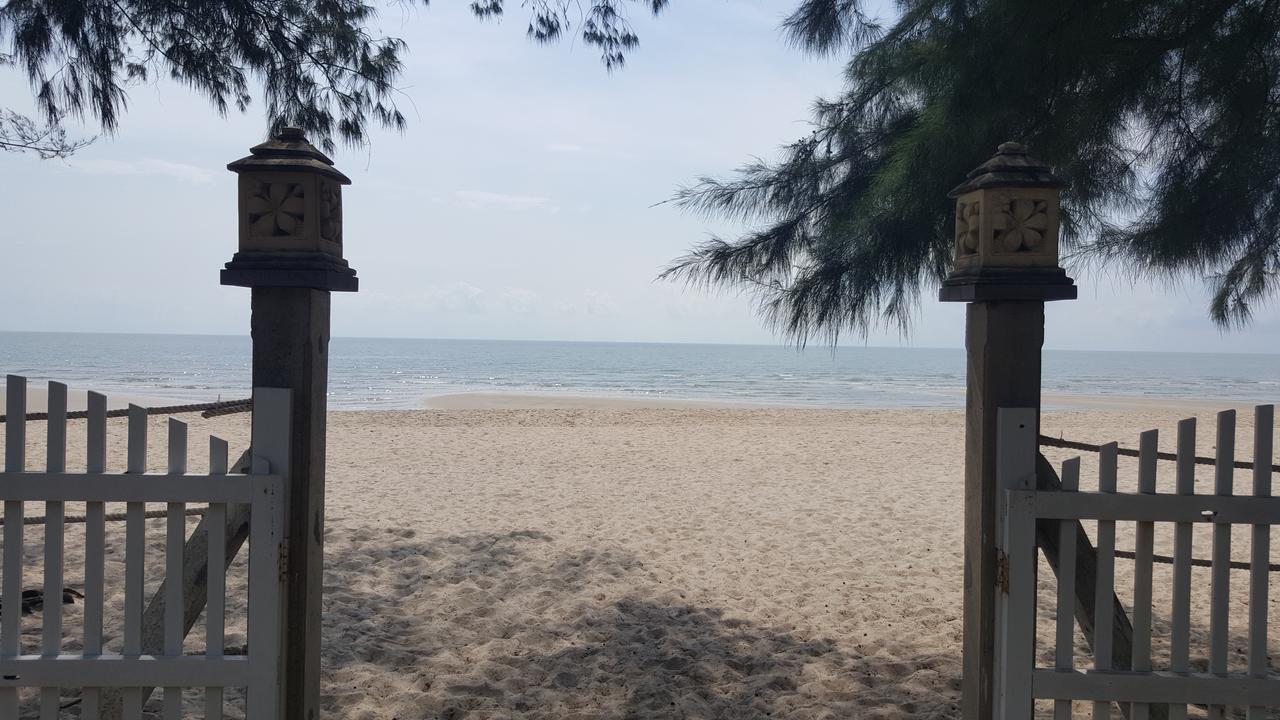 Villa Baan Kratom Tong By The Sea Cha-am Exterior foto