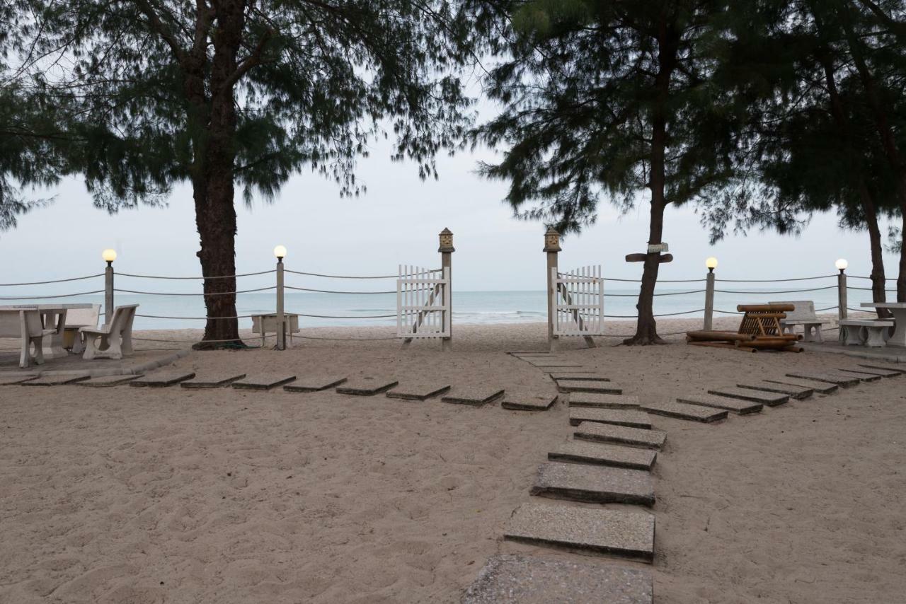 Villa Baan Kratom Tong By The Sea Cha-am Exterior foto