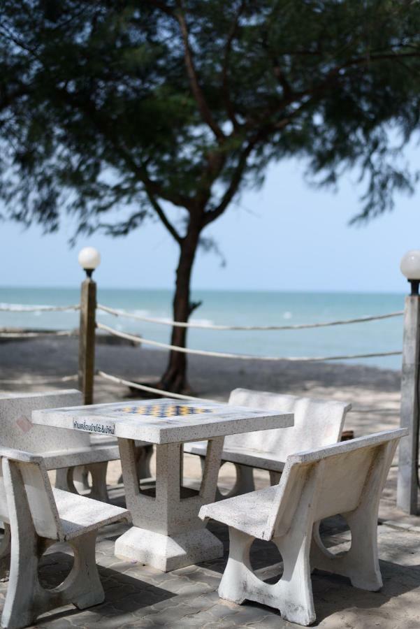 Villa Baan Kratom Tong By The Sea Cha-am Exterior foto