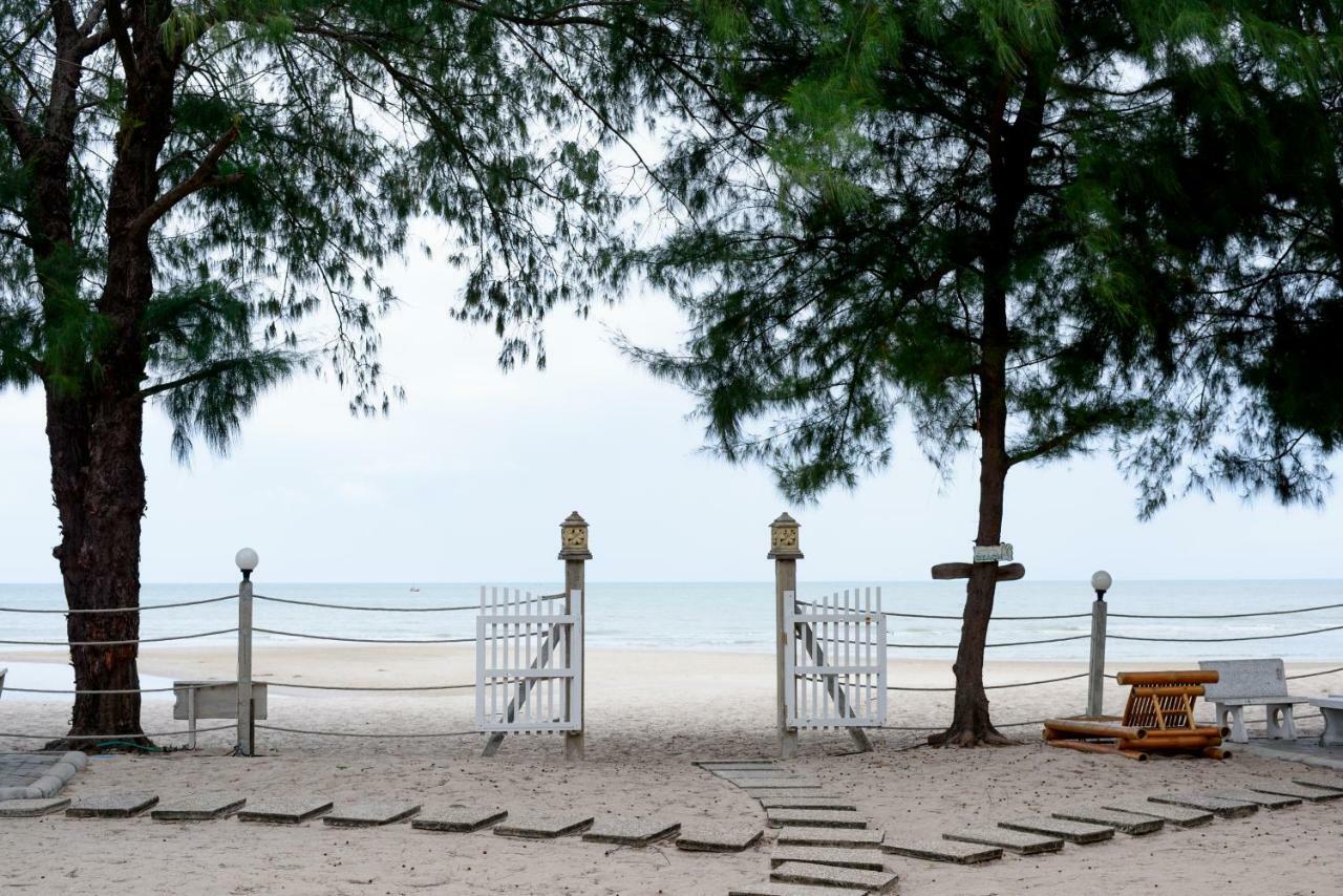Villa Baan Kratom Tong By The Sea Cha-am Exterior foto