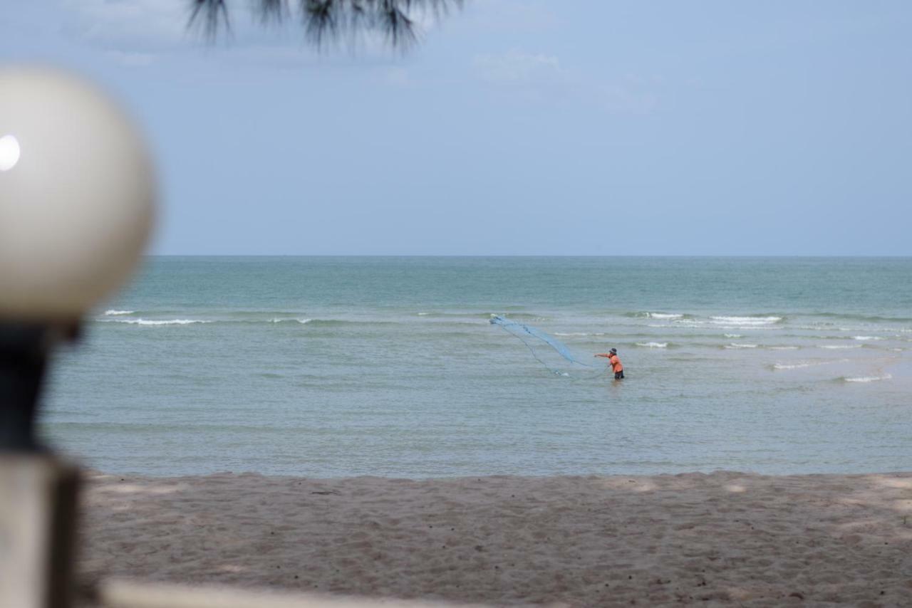 Villa Baan Kratom Tong By The Sea Cha-am Exterior foto